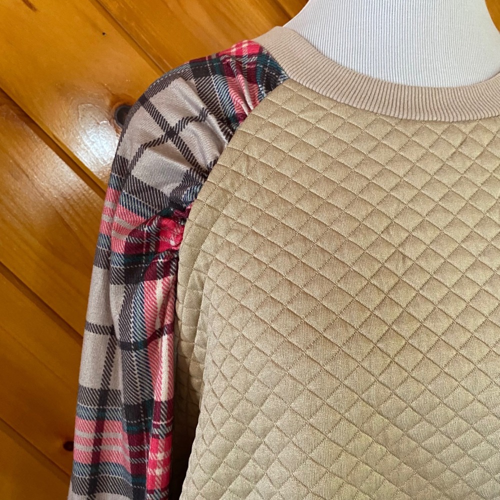Liam & Co Plaid Quilted Top Pullover Fall Large Checkered Crew Neck